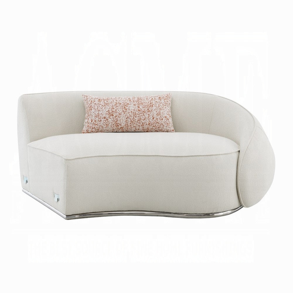 Brand New Sectional Sofa W/3 Pillows