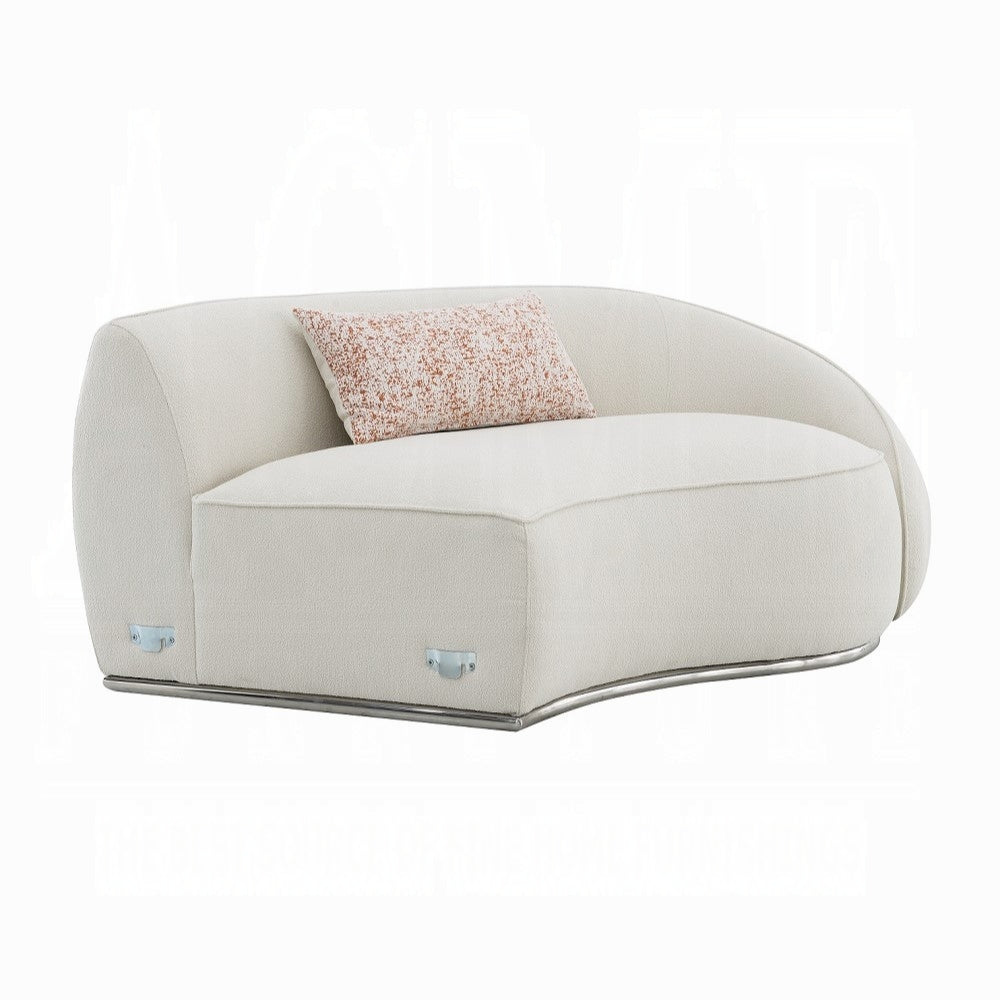 Brand New Sectional Sofa W/3 Pillows