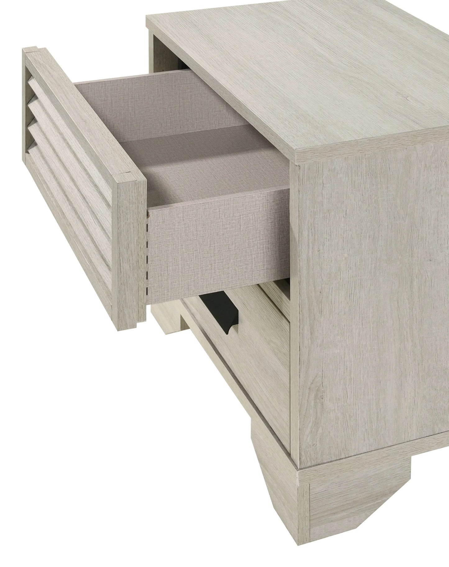 Brand New Queen Size 4pc Bedroom Set