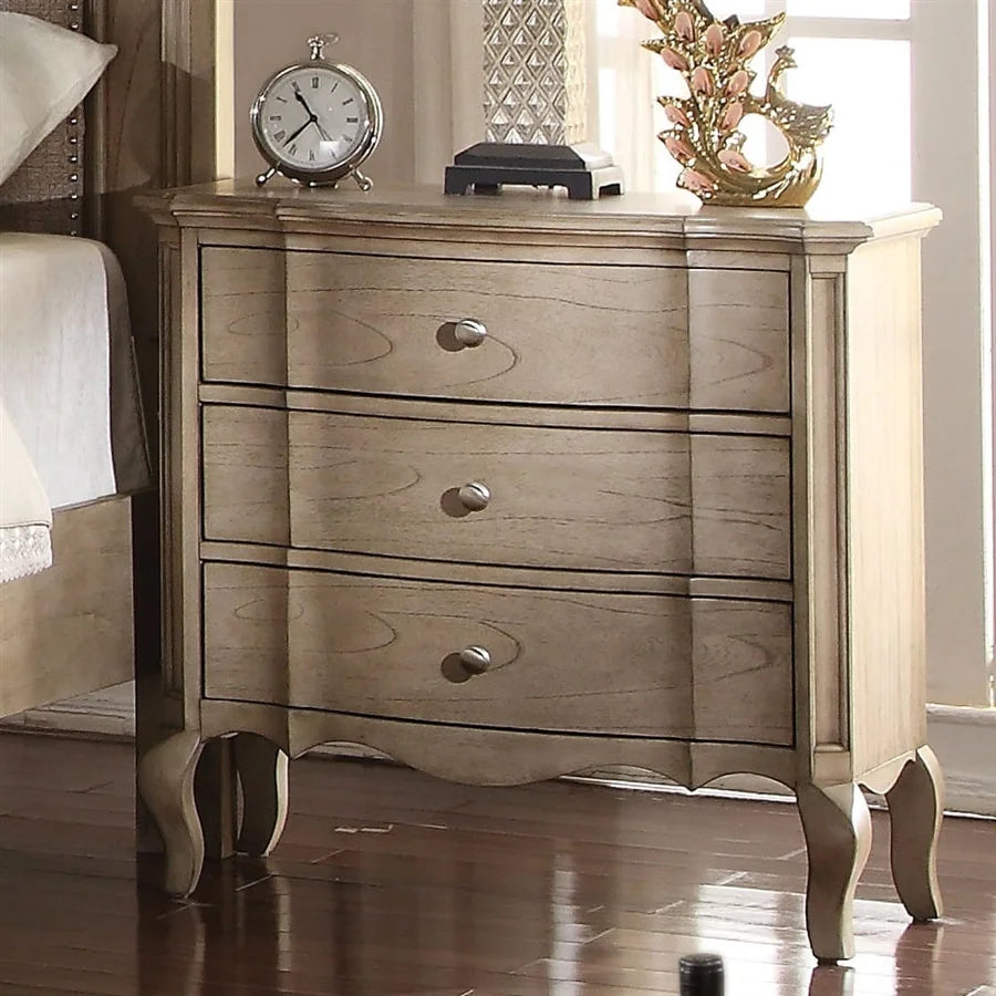 Brand New Queen Size 4pc Antique Taupe Bedroom Set