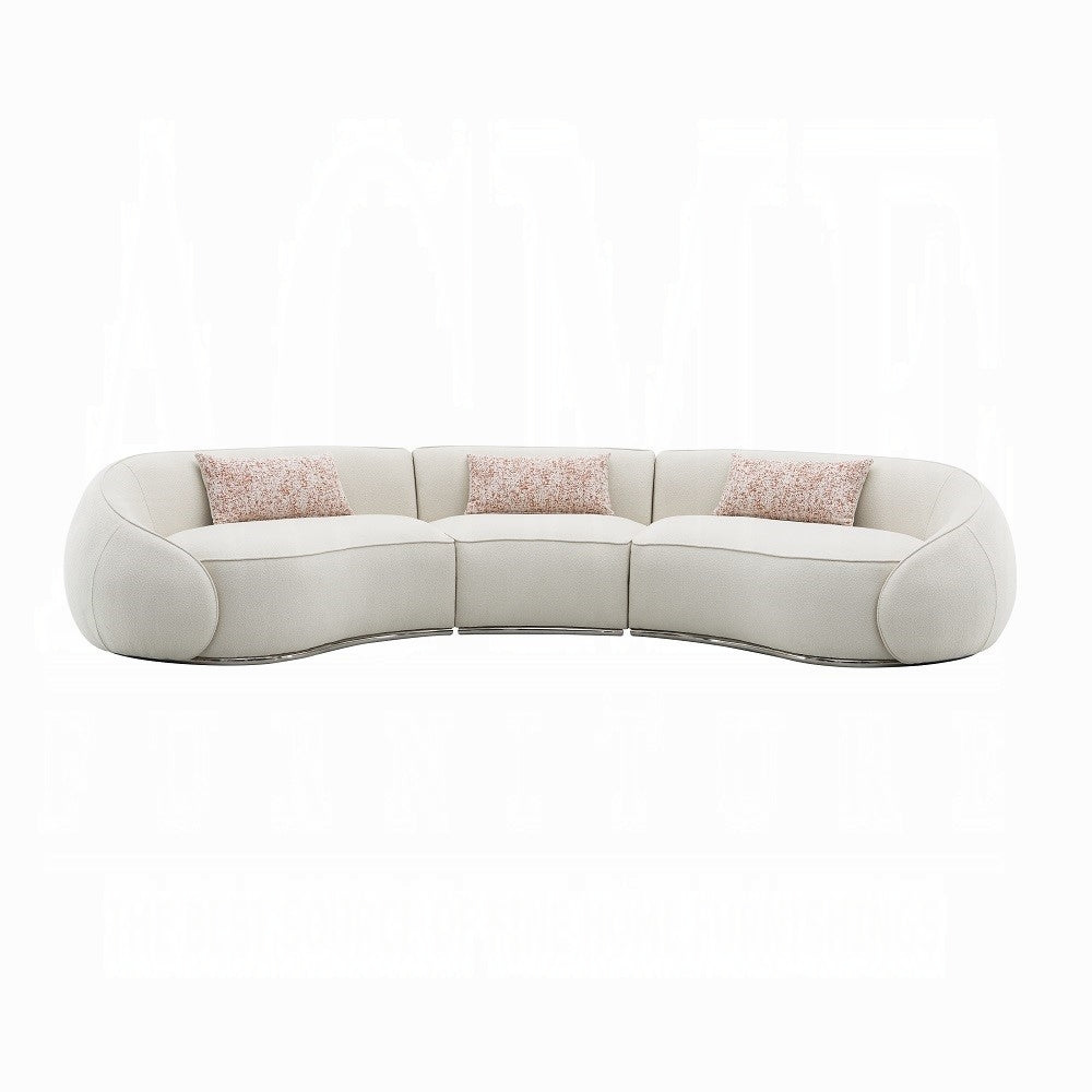 Brand New Sectional Sofa W/3 Pillows