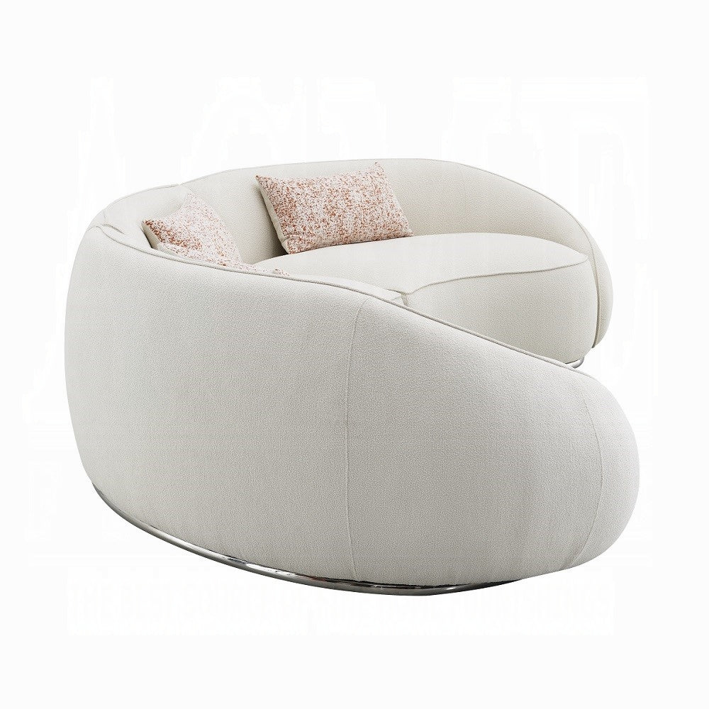 Brand New Sectional Sofa W/3 Pillows
