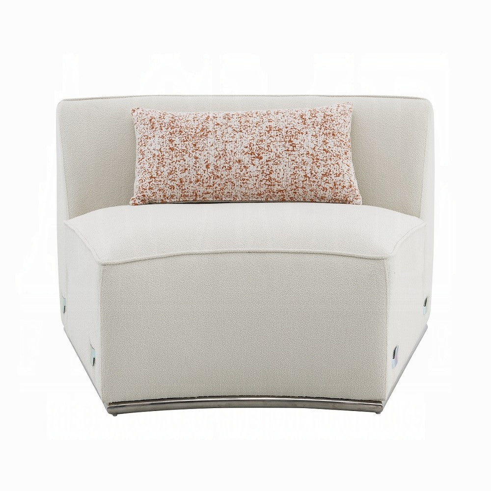 Brand New Sectional Sofa W/3 Pillows
